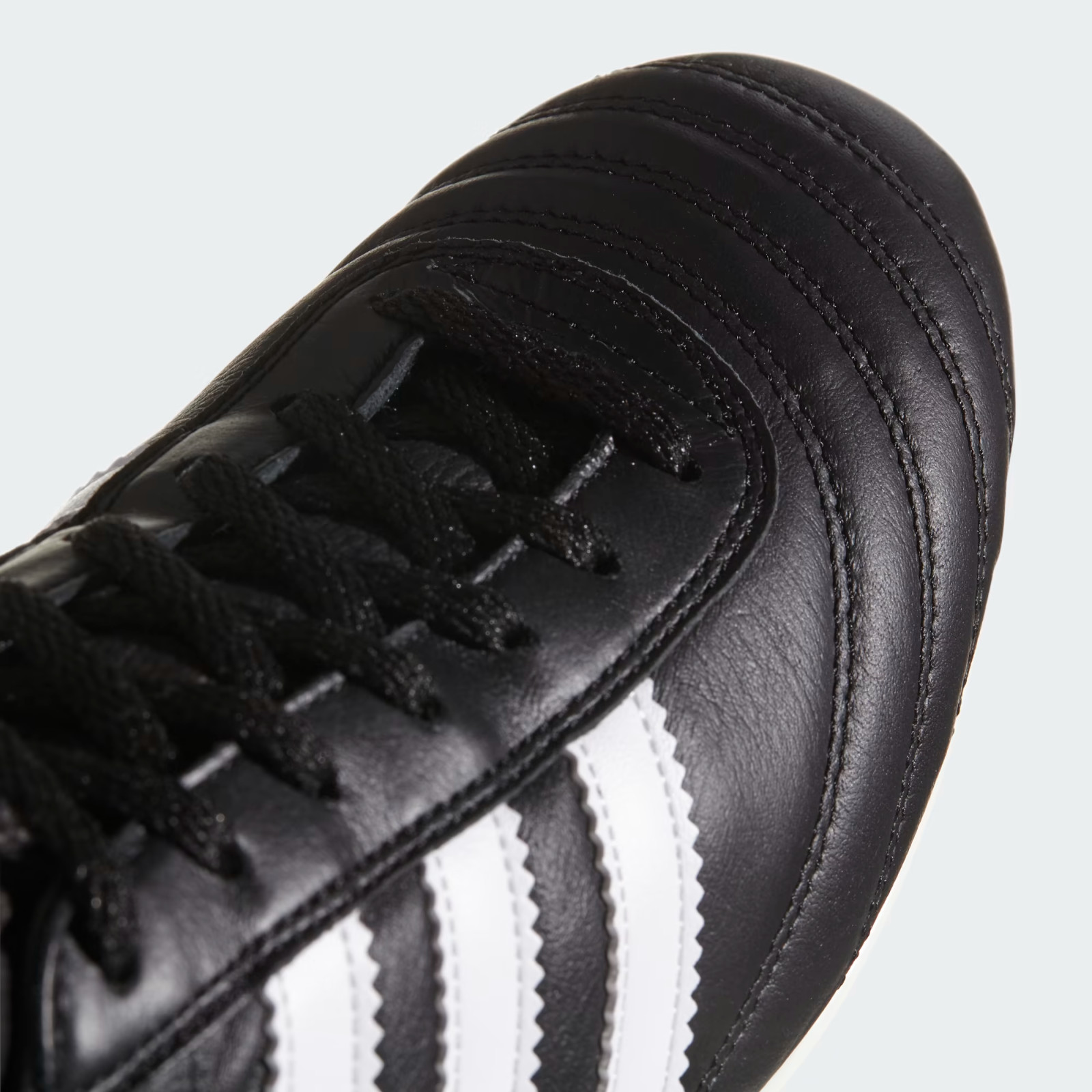 Adidas Men's Copa Mundial Soccer Cleats Black/White 015110