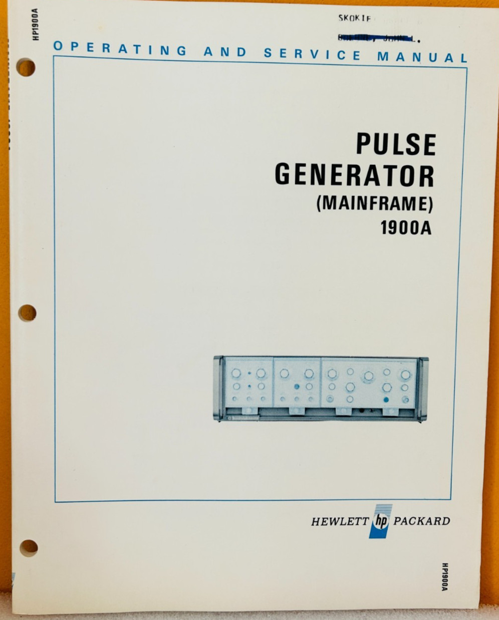 HP 01900-90903 1972 Model 1900A Pulse Generator (Mainframe) Oper Service Manual.