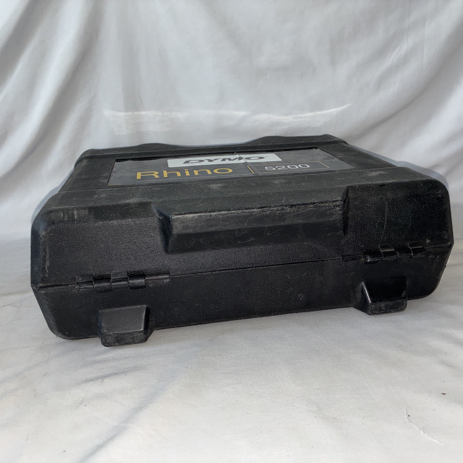 DYMO RHINO 5200 LABLE MAKER W/ACCESSORIES