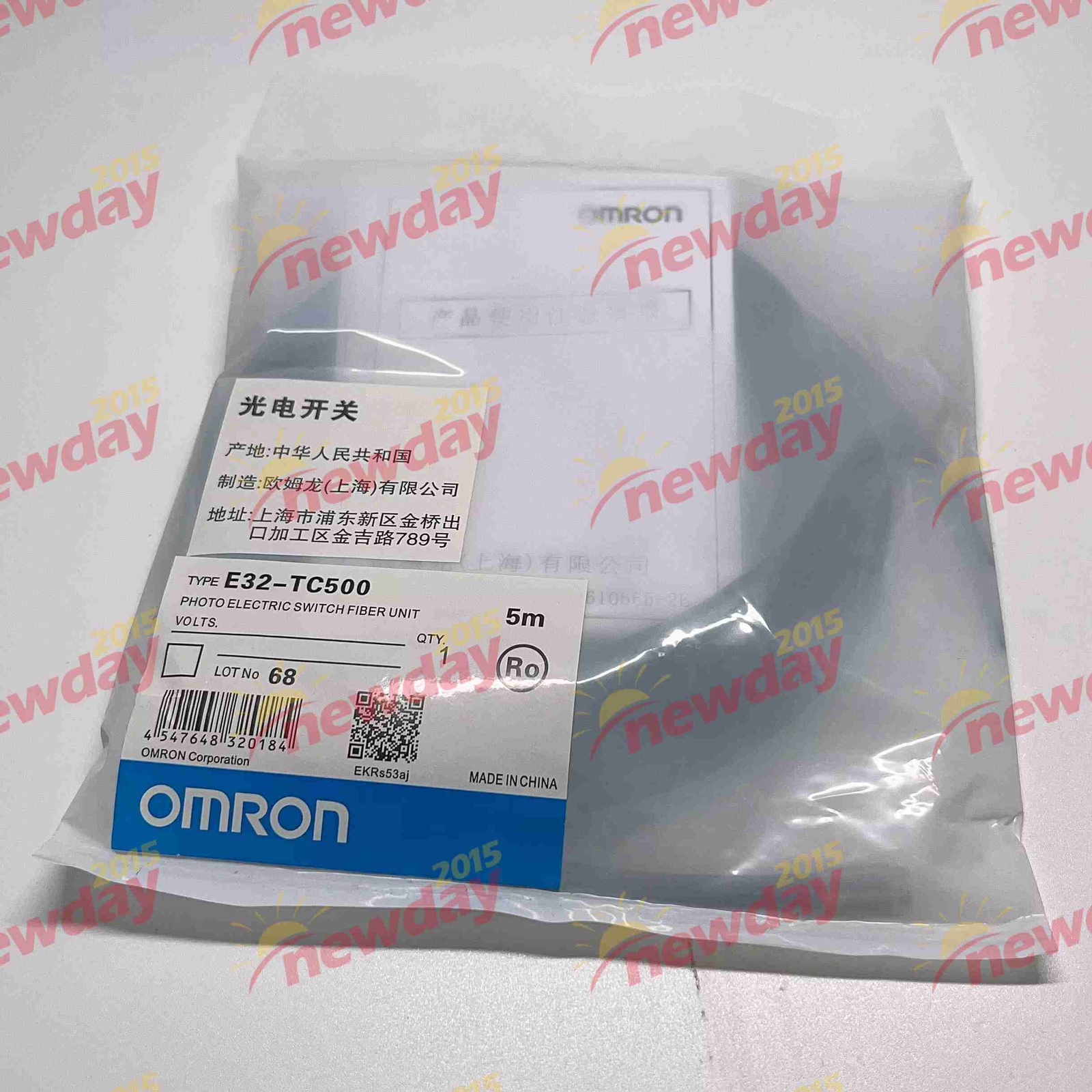 For Omron fiber optic sensor E32-TC500 NEW