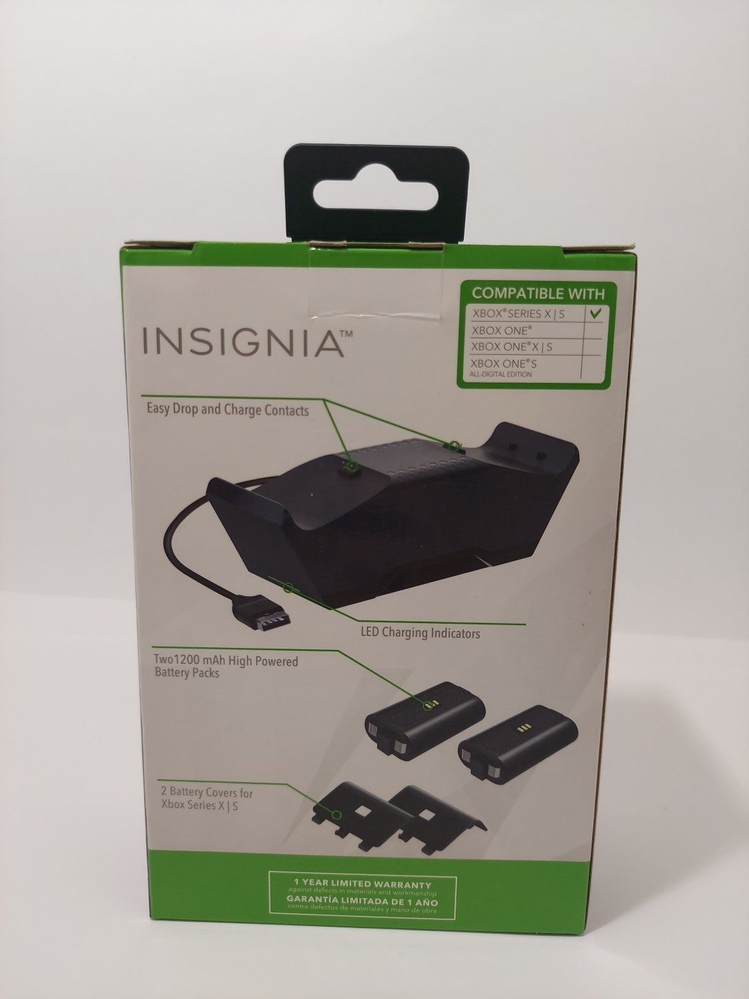 INSIGNIA DUAL CONTROLLER CHARGING SYSTEM FOR XBOX SERIES X|S , UNIT TESTED CLEAN