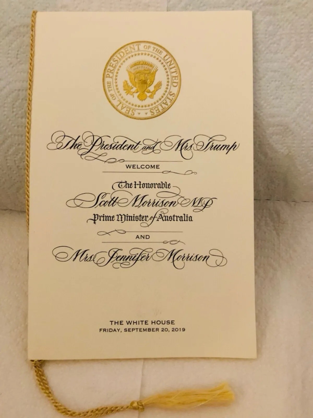 GOLD BLUE PEN T PRESIDENT EAGLE SEAL Signature DONALD MAGA REPUBLICAN GOP NEW