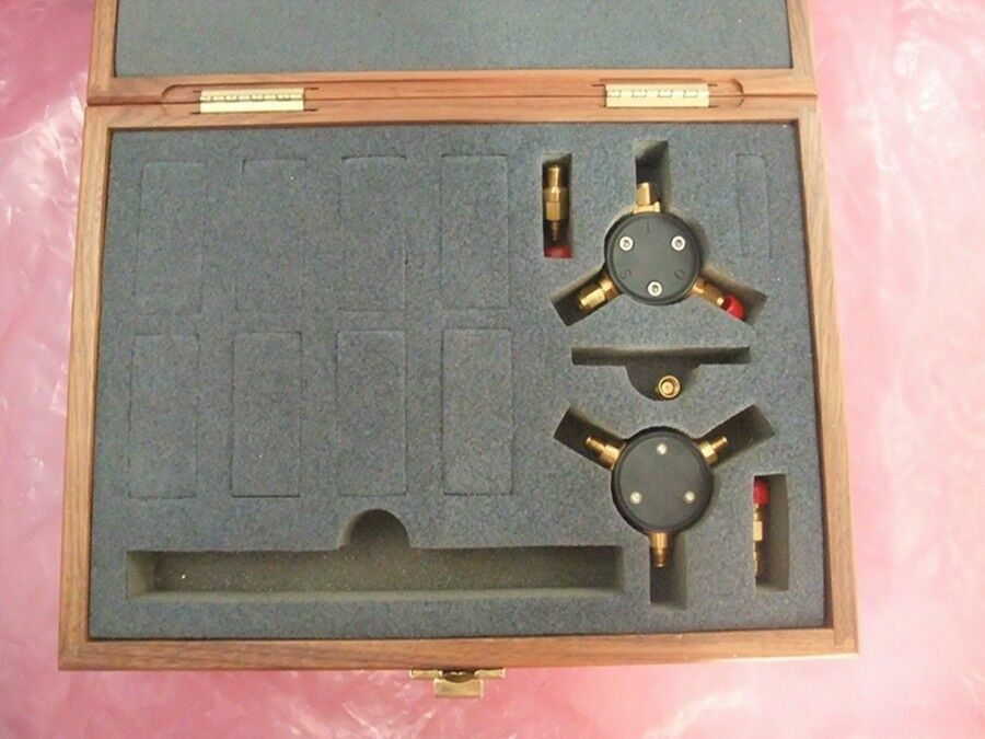 Agilent 85033E Option 100 3.5mm Calibration Kit