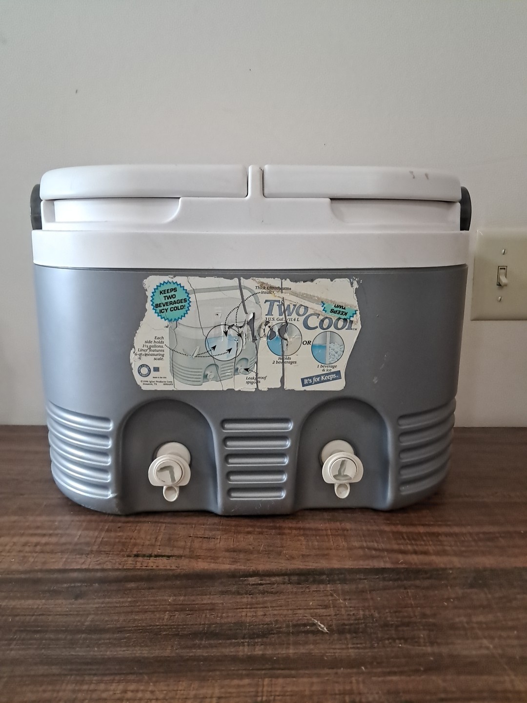 Igloo Two Cool Dual Double Beverage Cooler Spigots 3gal/12Qt Insulated VINTAGE