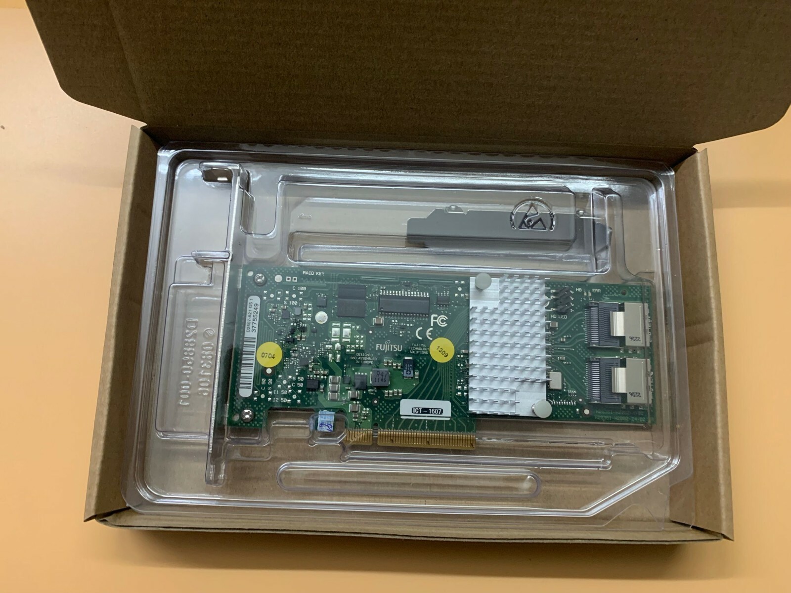 Fujitsu 9211-8i D2607 LS ISAS2008 SAS/SATA RAID controller US