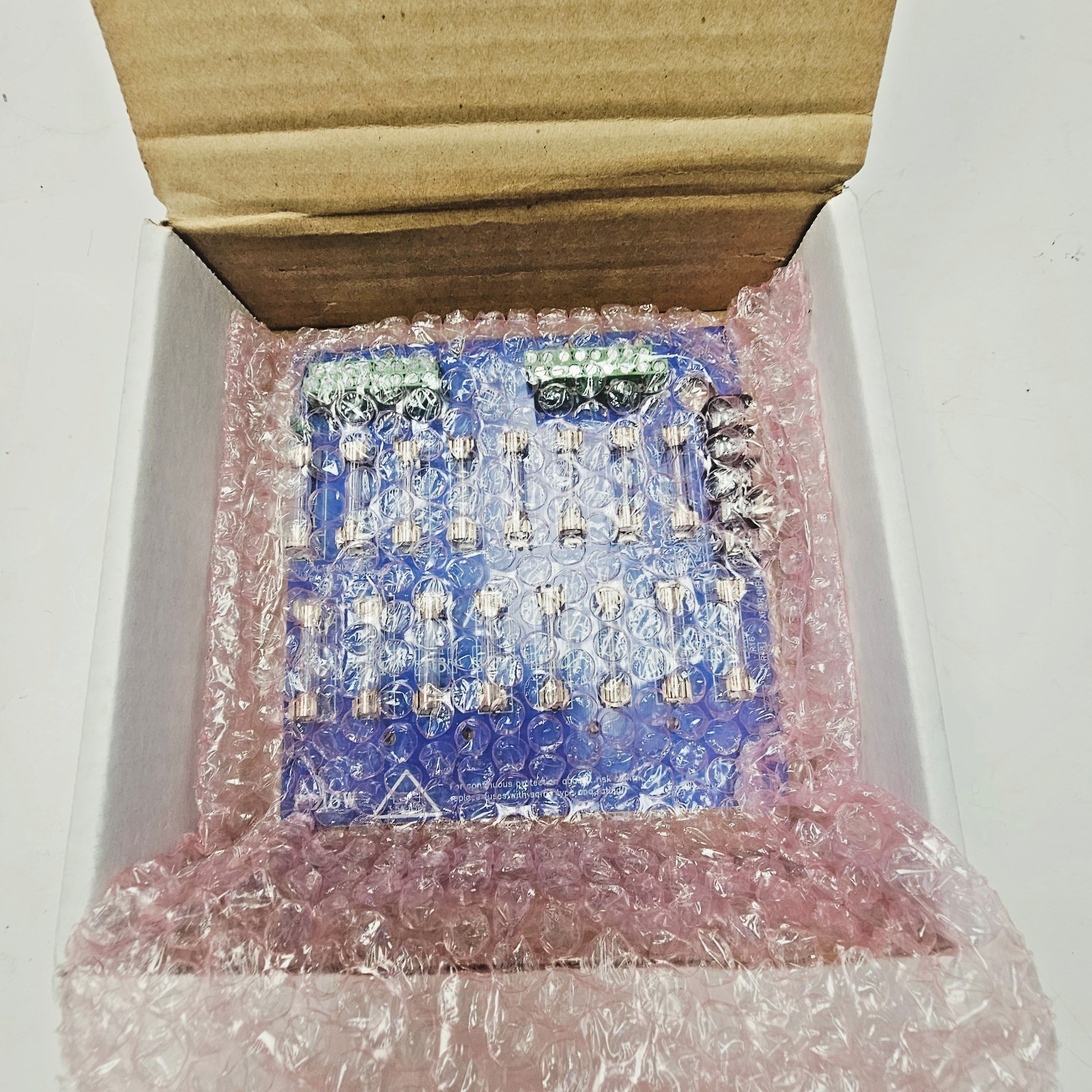 Altronix PD16W Power Distribution Module NEW (Open Box) Other