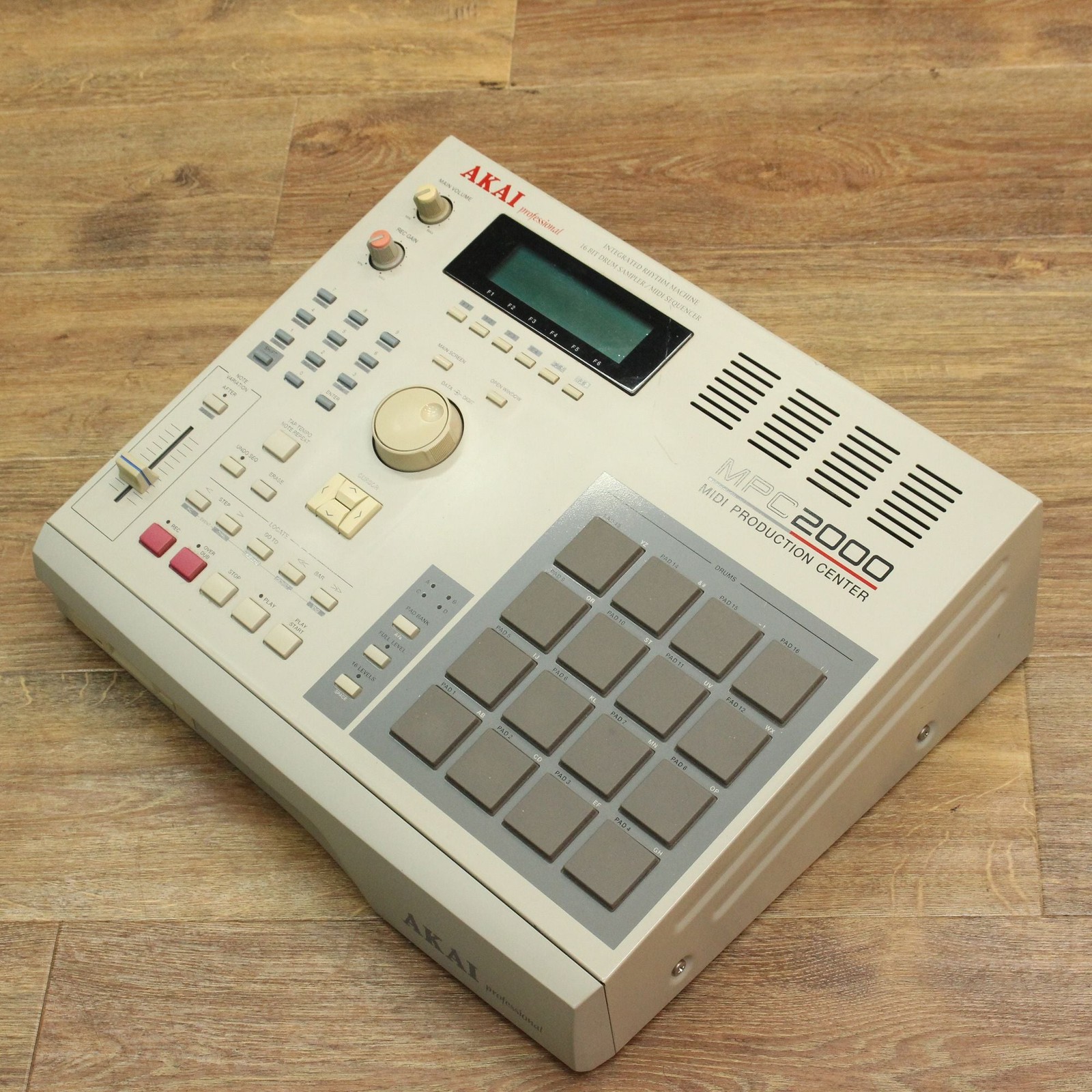 AKAI MPC2000 32MB [C9715-02706]