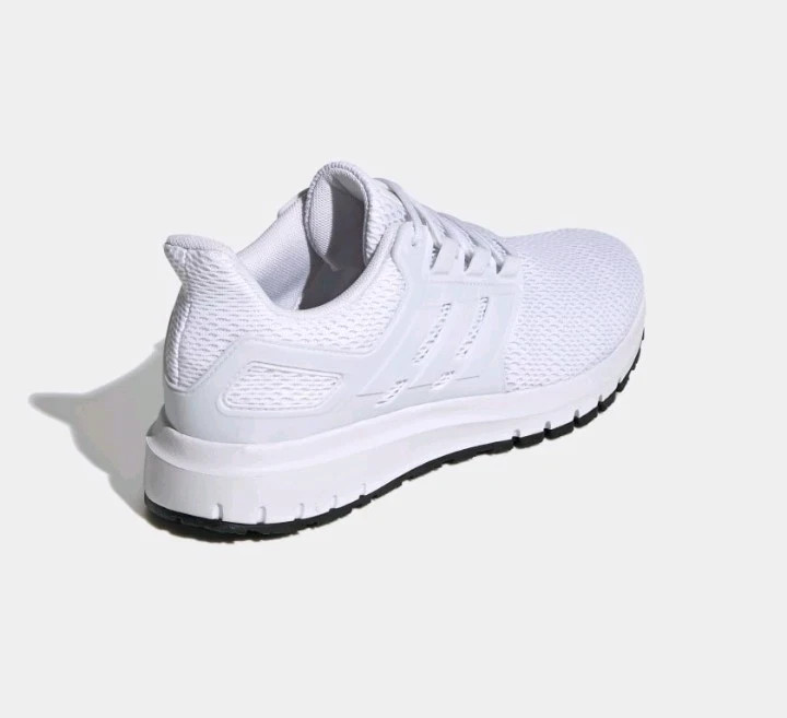 Adidas Men Ultimashow Shoes Size 9.5 White - Brand New Clean Look