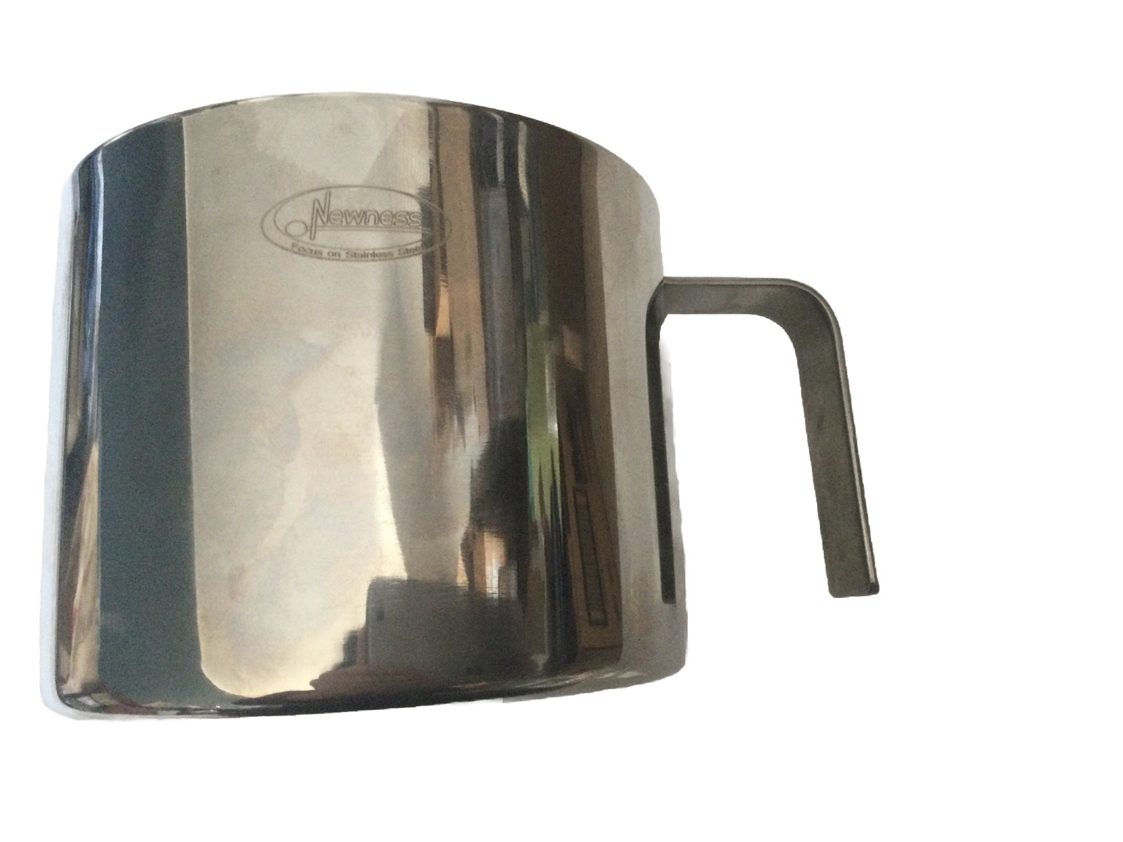 Newness Stainless Steel Cup With Notch and Handle 3” Tall 4” Diameter