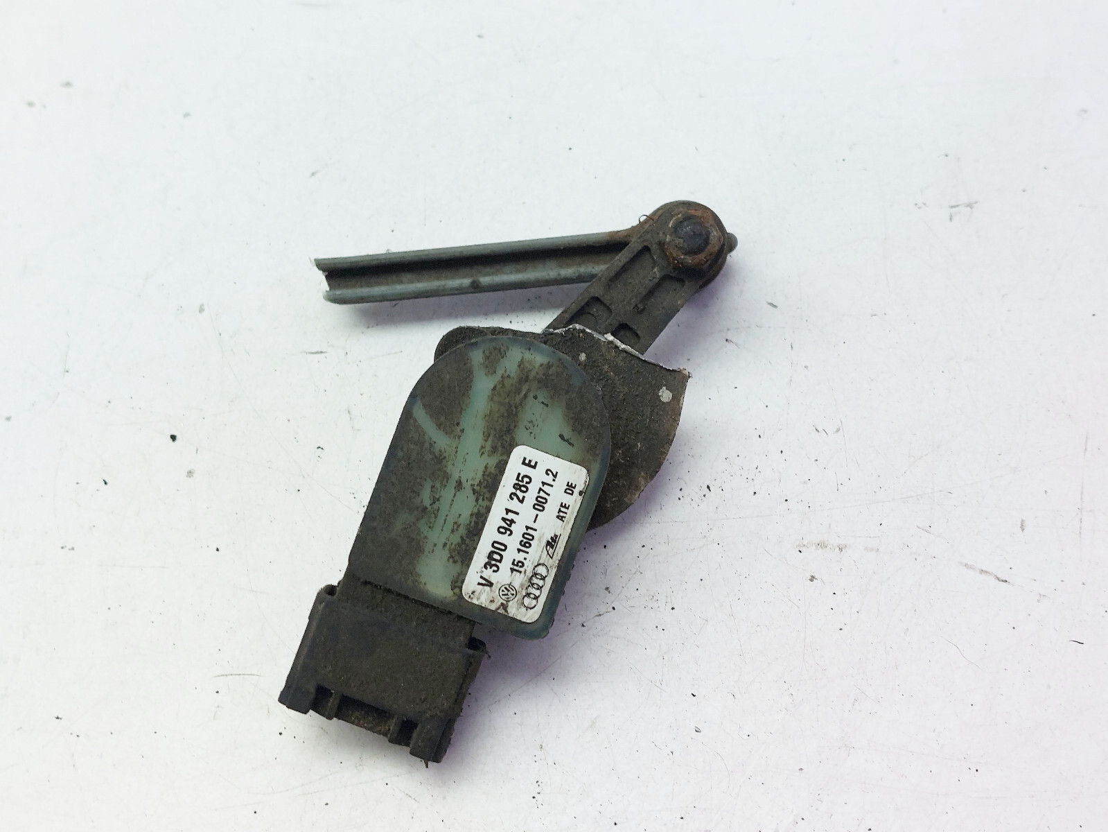 VOLKSWAGEN PHAETON HEIGHT LEVEL SENSOR UNIT 2012 3D0941285E