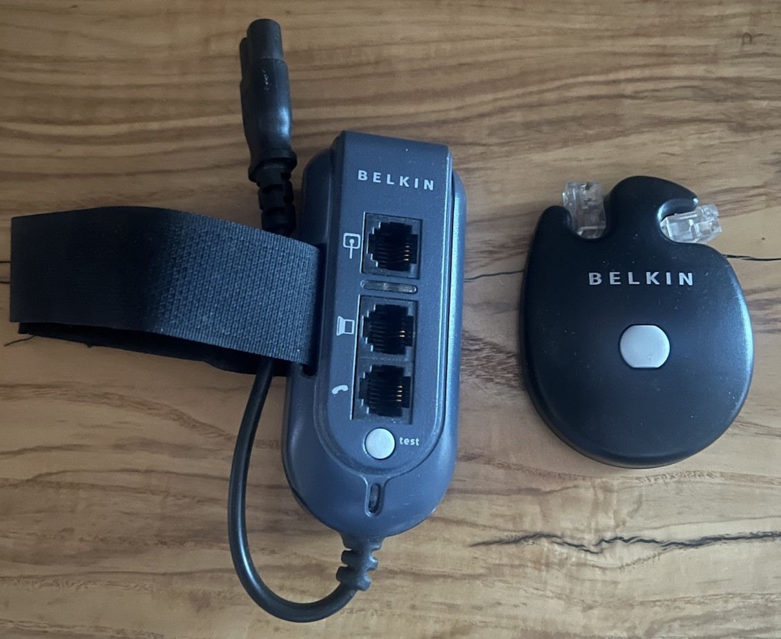 Belkin Notebook Travel Surge Protector Pack & Retractable Dial-Up Patch Cord