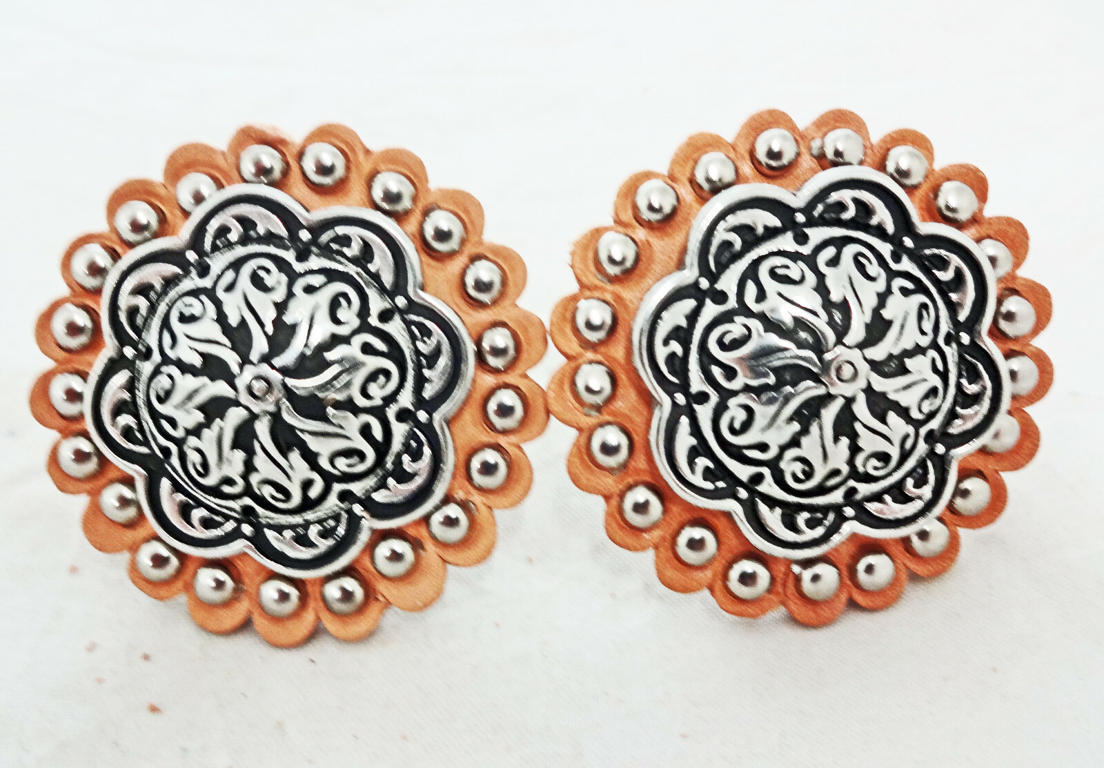 Jeremiah Watt Pair Conchos Floral Stainless Steel Wood Screw Back Horse Tack Blk