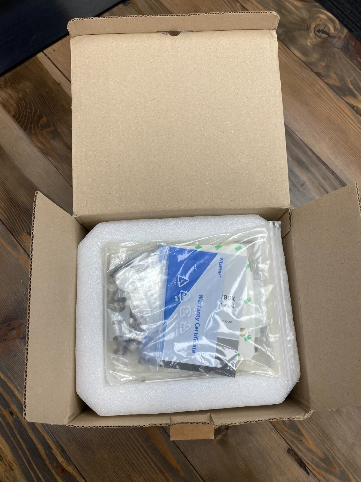 Installation Box SBP-300NBW