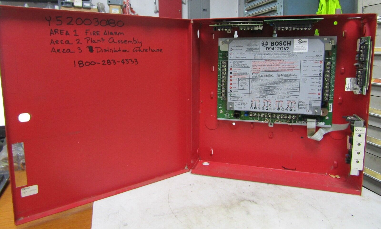 BOSCH PROTECTED PREMISES CONTROL PANEL W/ RADIONICS FIRE CONTROL PANEL D9412GV2