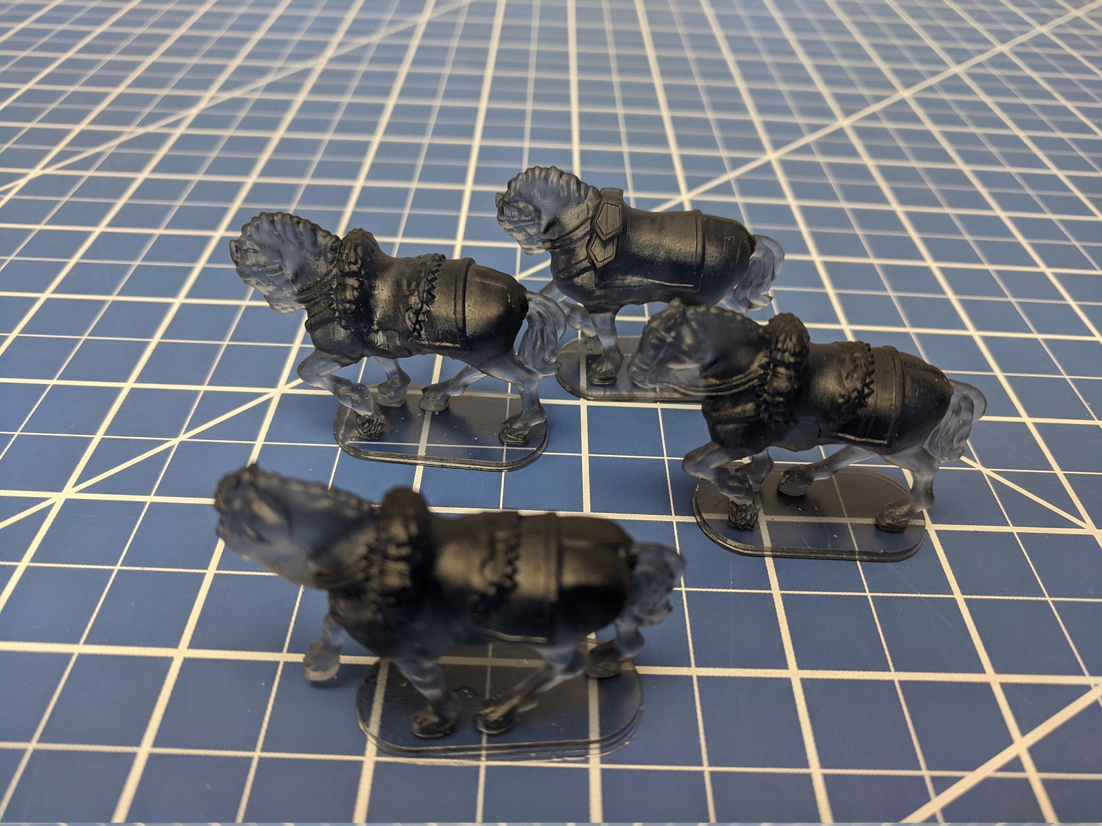 Fr3 French heavy horse walking - Great for Table Top War Games And Dioramas - Re