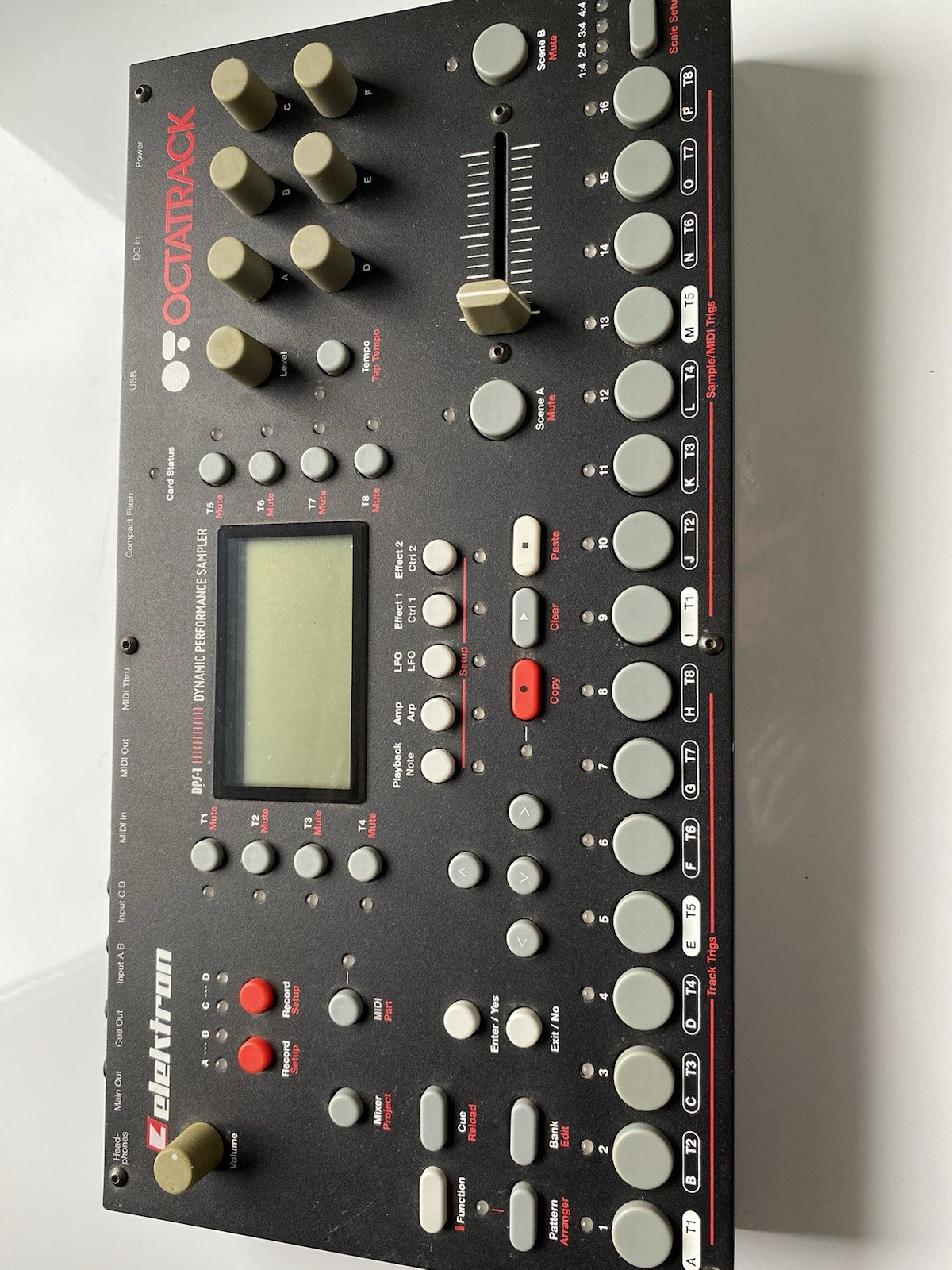 Elektron Octatrack DPS-1 Dynamic Performance With MODS