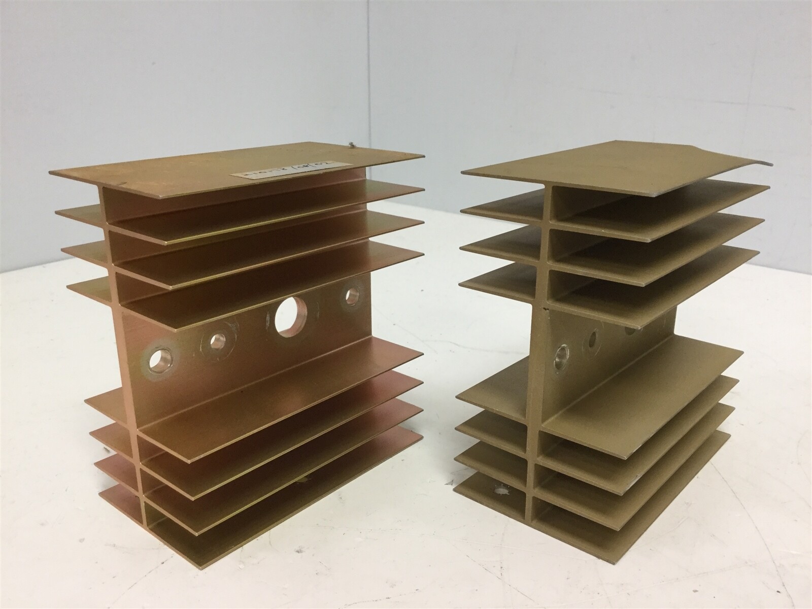 Lot of 2 Aluminum Heat Sinks, 3.95" x 2.3" x 4.25" - 16 Fins, Thin Base