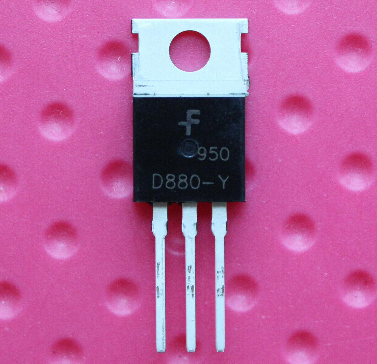 20pcs 2SD880-Y D880-Y D880 Integrated Circuit IC TO-220 #sumaik11