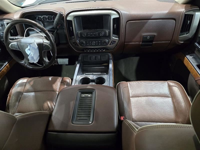 SILVRDO15 2017 Glove Box 600726