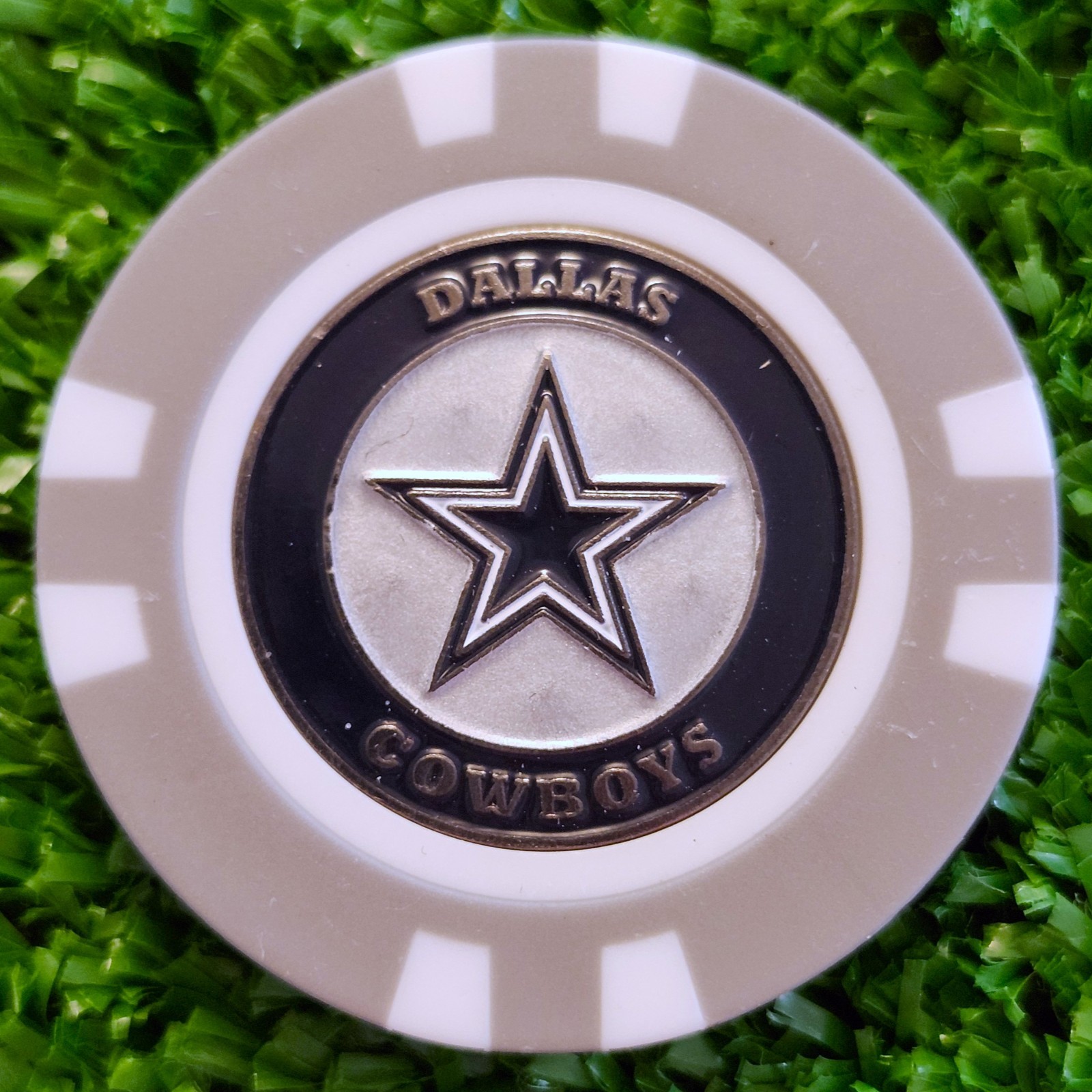 NFL Dallas Cowboys Golf Ball Marker Magnetic Poker Chip New