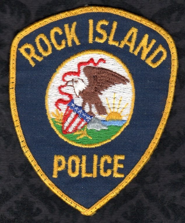 Vintage Rock Island Illinois Police Patch ( Used/Cheesecloth Backing )
