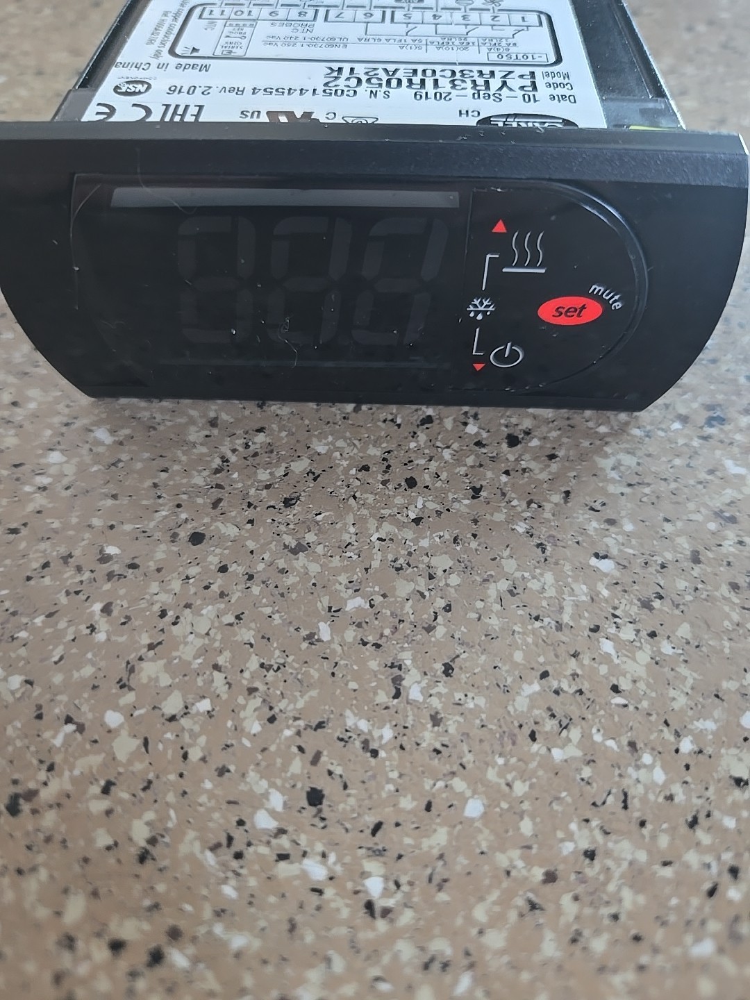 Continental Refrigeration Digital Temp Control