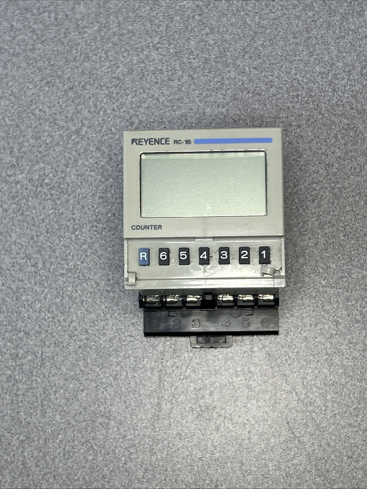 Keyence RC-16 Electronic Present Counter