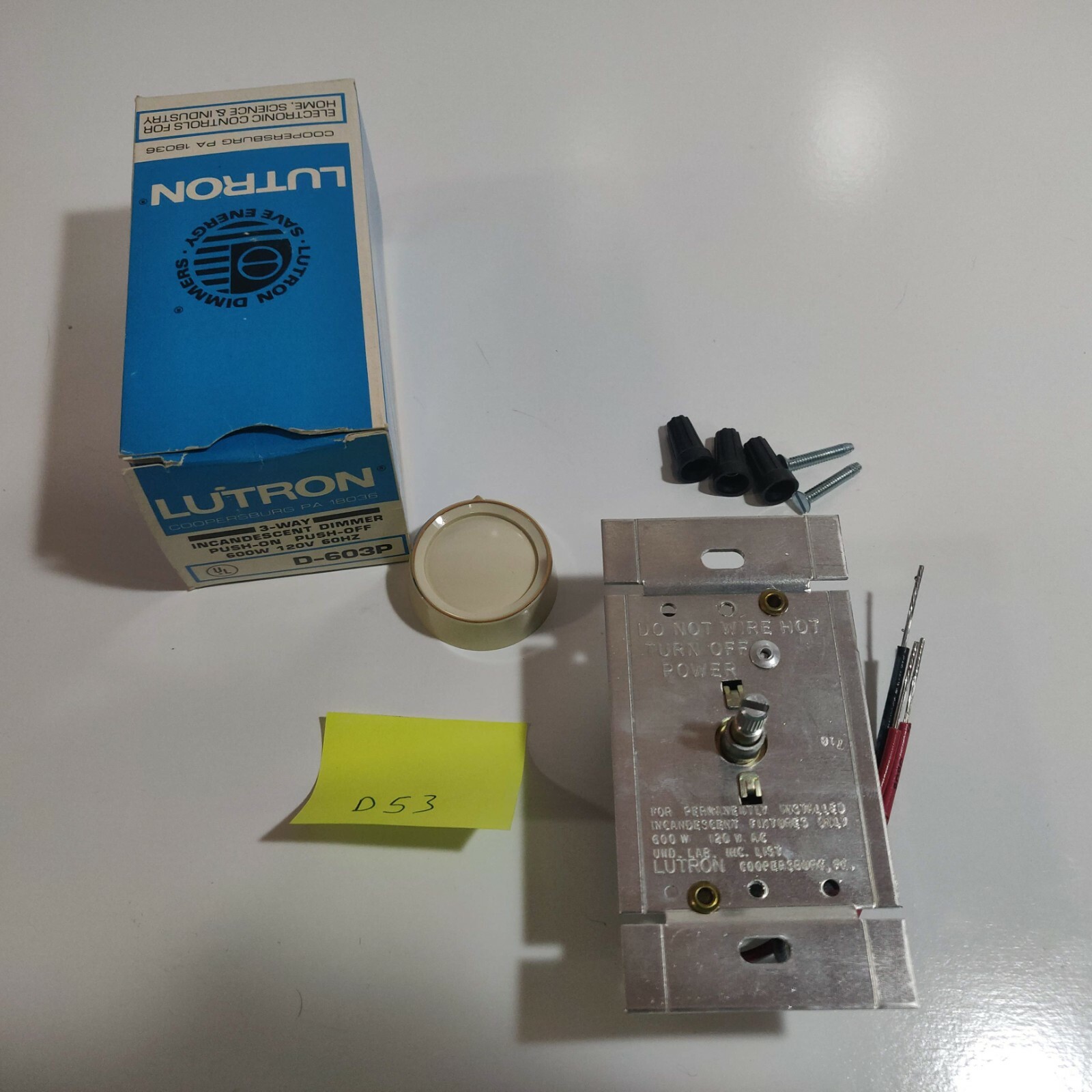 NEW Lutron Rotary D-603P 3-Way Incandescent Dimmer - Ivory (D53)