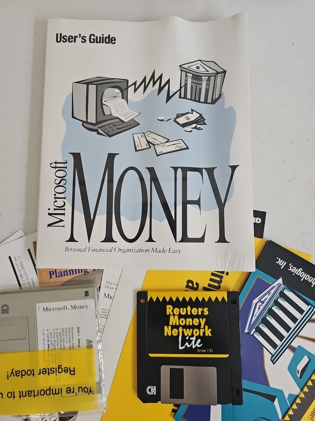 Vintage Microsoft Money 3.0 Complete Floppy Software w/ Manual Inserts PC IBM