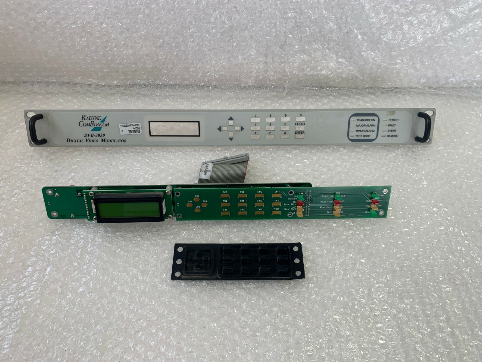 Radyne ComStream DVB-3030 ''Panel + buttons + electronic board'' Used