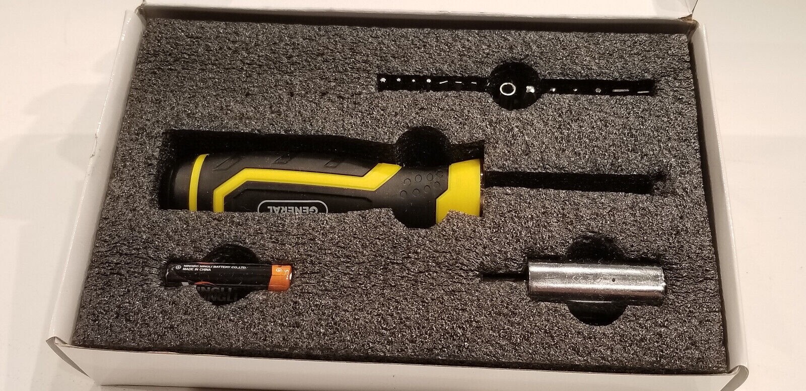 Lighted Screwdriver & Universal Wrench Set - 6 Standard Bits, 8 Precision Bits