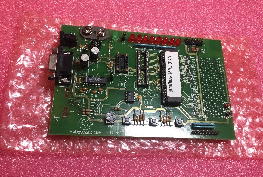 Microchip PICDEM-2 Demo Board