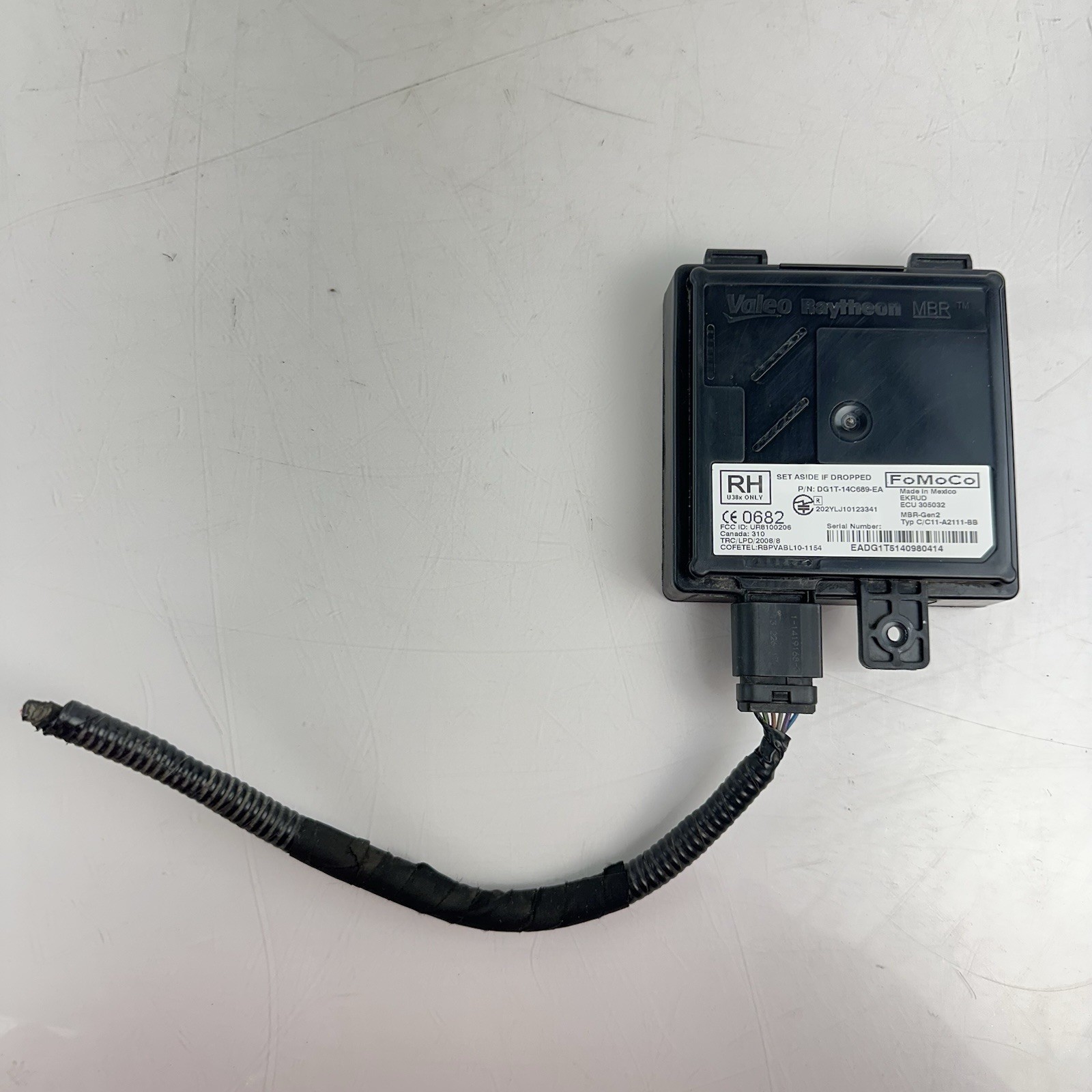 2013-2018 Ford Taurus Blind Spot Radar Sensor Left Module DG1T-14C689-EA OEM