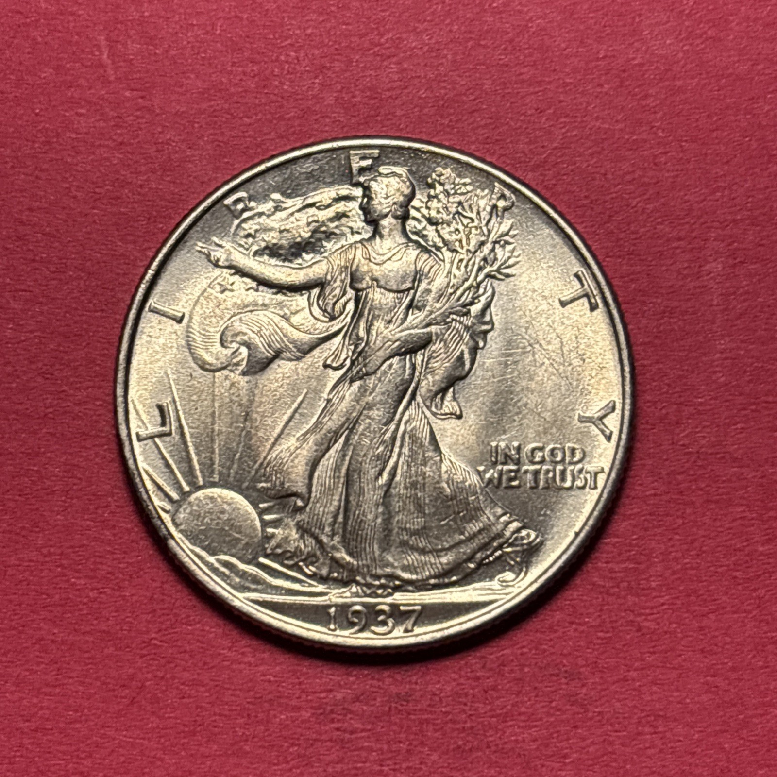 (1) Beautiful Antique 1937-P Walking Liberty Half Dollar BU-BRILLIANT UNCIRC.