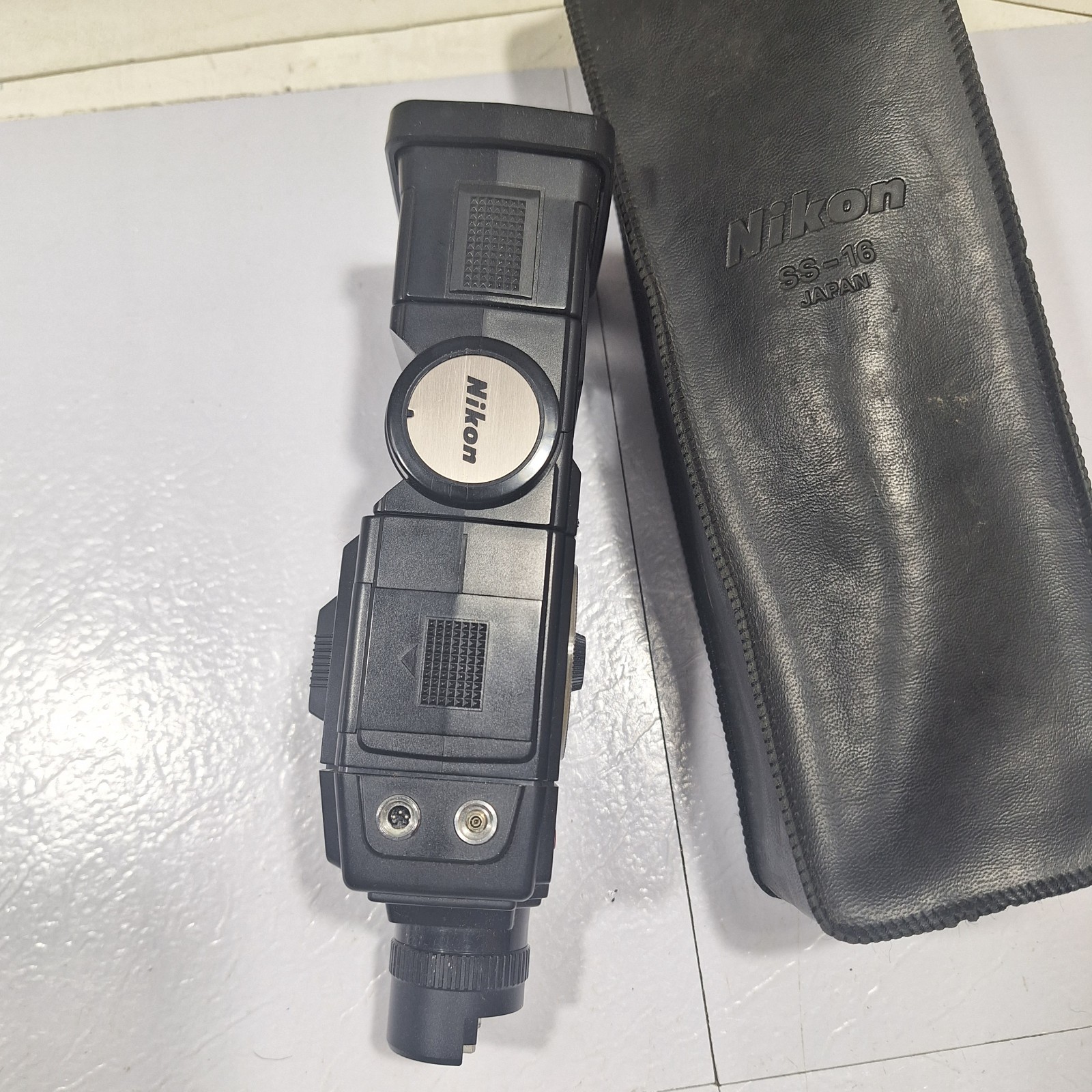 Nikon SB-16 Speedlight Hot Shoe Flash