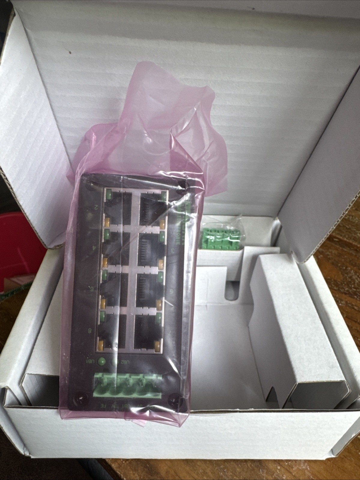 Murr Elektronik NEW In Box PLC 8 Port Unmanaged Switch Tree 8TX Metal 58171