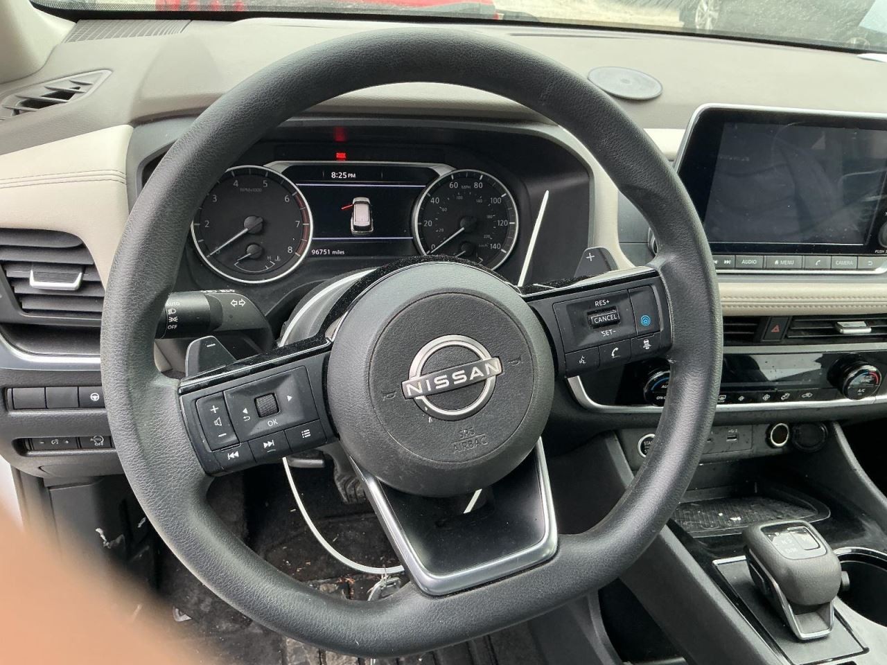 ROGUE 2023 Glove Box 5004467