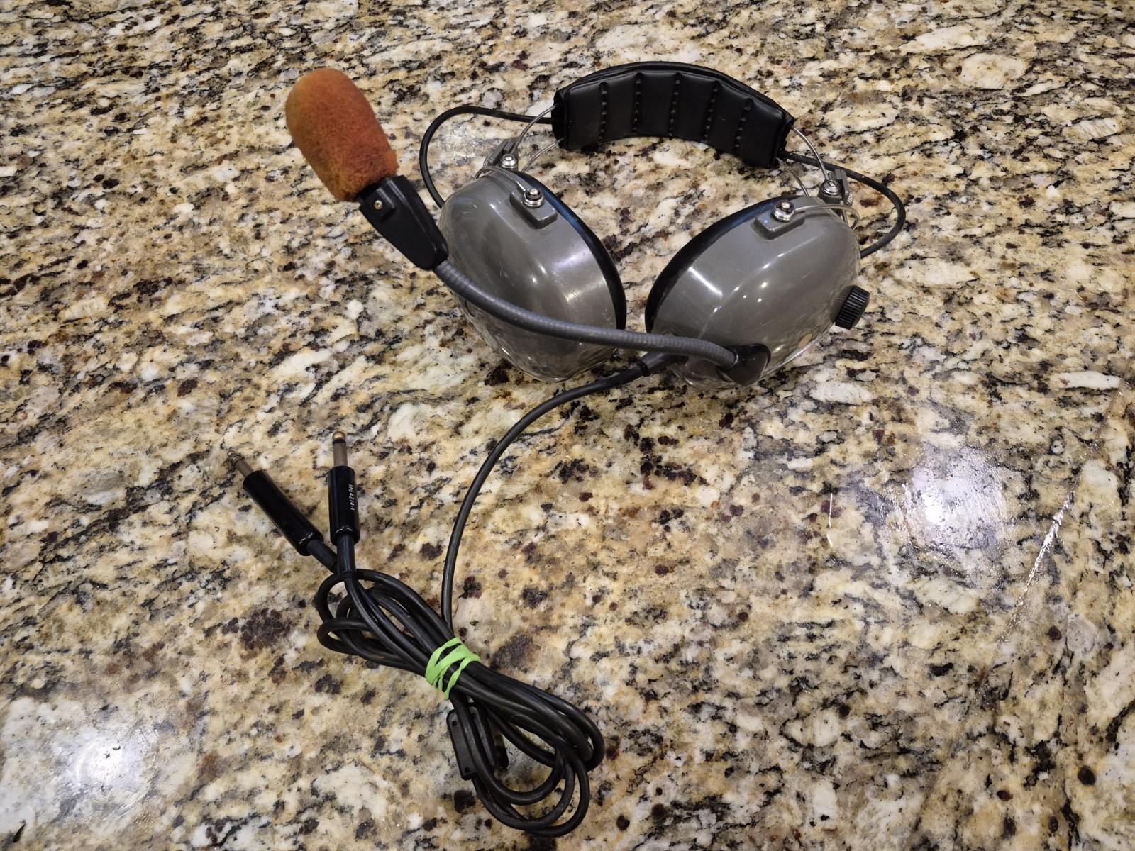 Pilot Avionics PA11-90 Aviation Headset