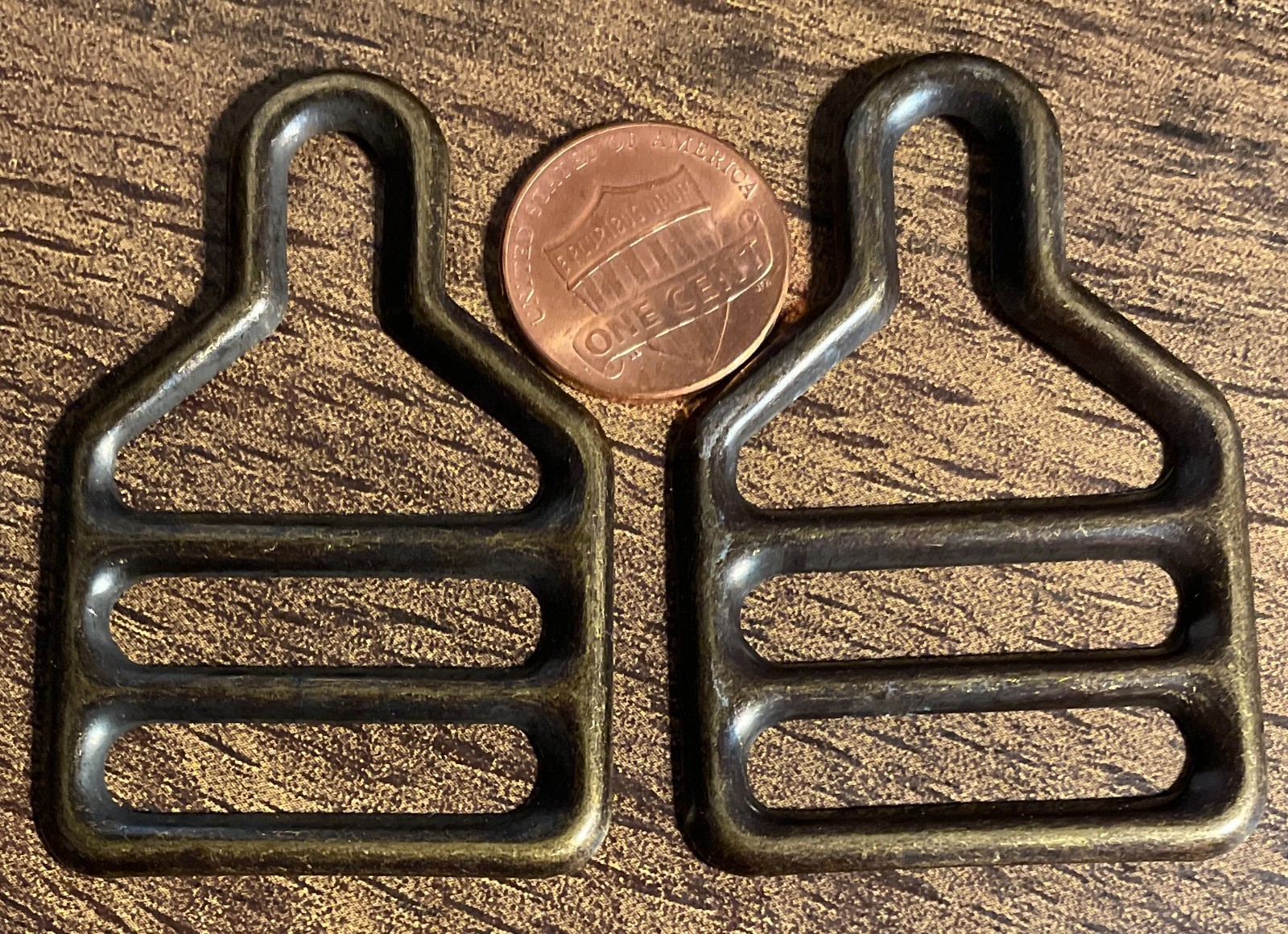 2 Pcs Brass Tone Metal Buckle Suspenders 1&1/8" 28mm Inside Measurement 17323