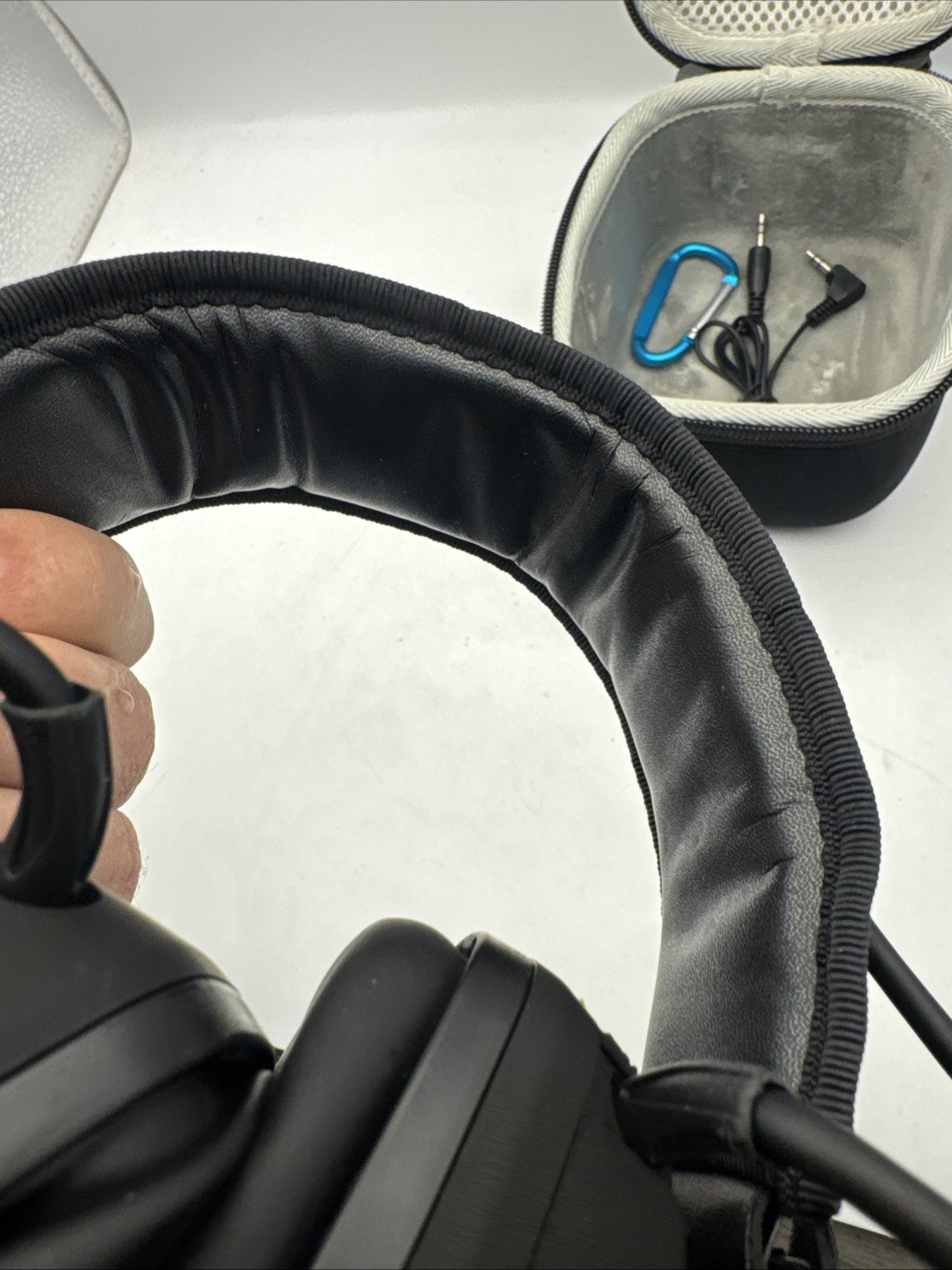 LAPG Electronic Operator Earmuff EM026 NRR 22dB Black Open Box