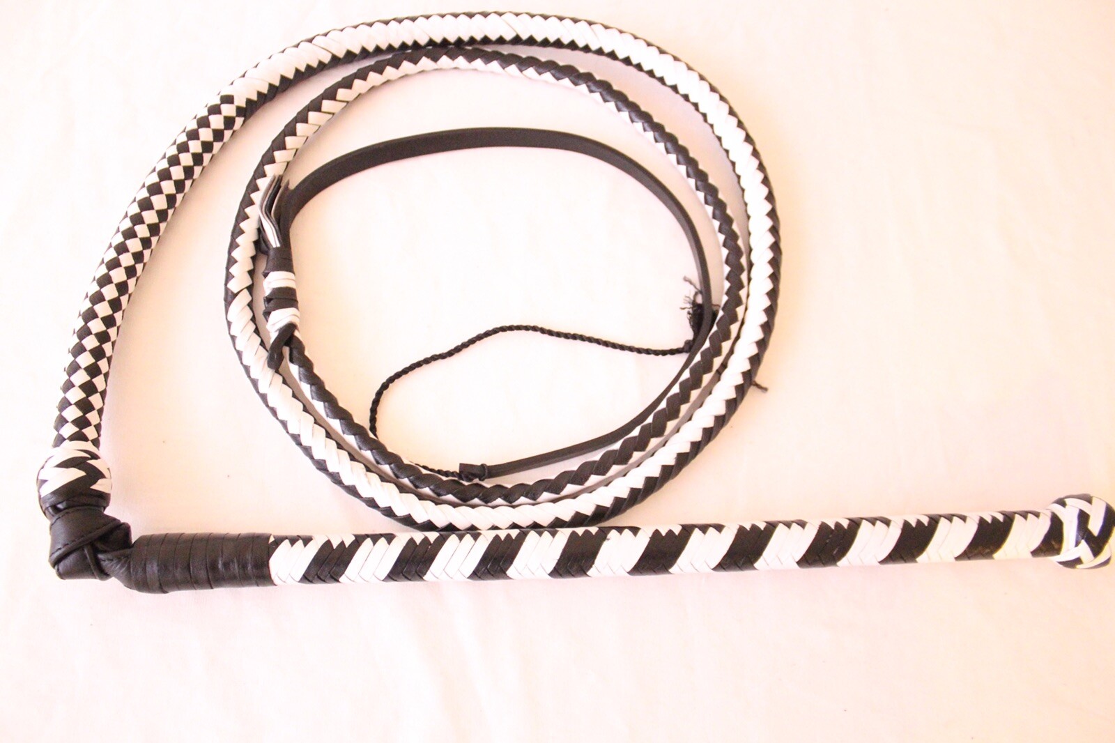 6 Ft Genuine Leather StockWhip, 12 Plaited , Heavy Duty White & Bla Stock-whip