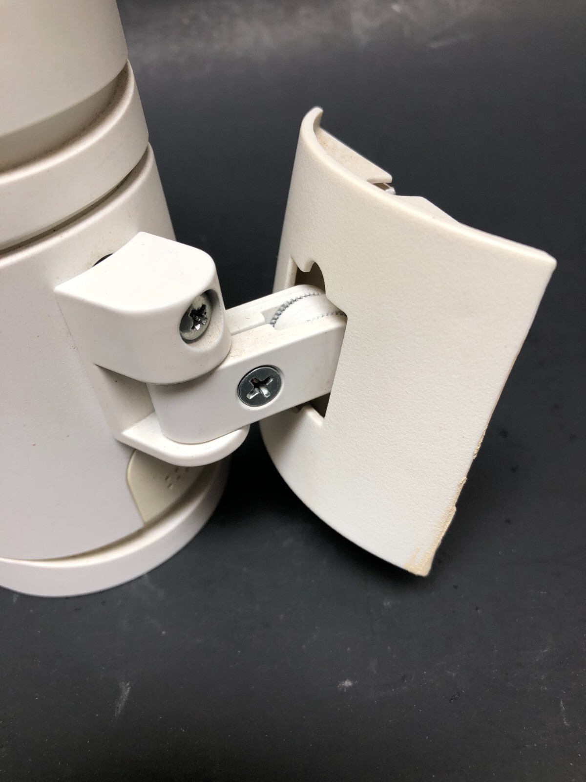 Genuine Bose White Wall Mount Bracket for Bose Double Cube  Speaker - Single