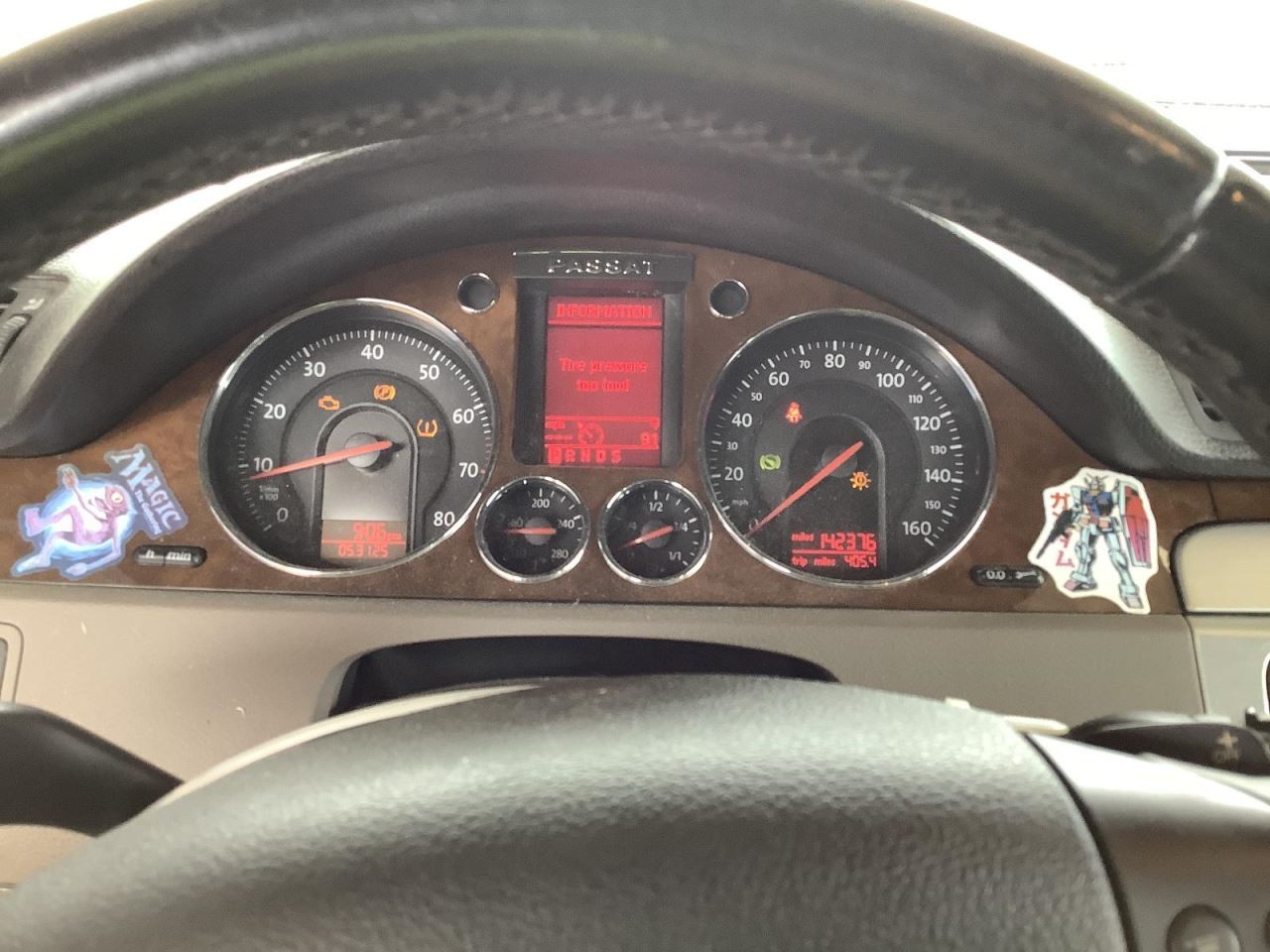 PASSAT 2008 Glove Box 4677081