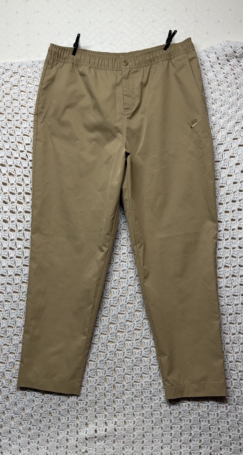 Nike Club Woven Twill Tapered Leg Pants Men's Size L Beige Stretch HJ1997-297