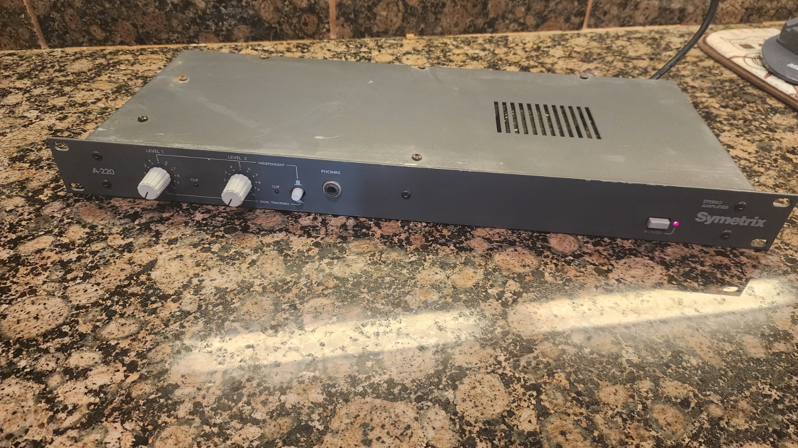Symetrix A-220 Stereo Professional Studio Amplifier 2 Channels 20w x2 Rack Mount