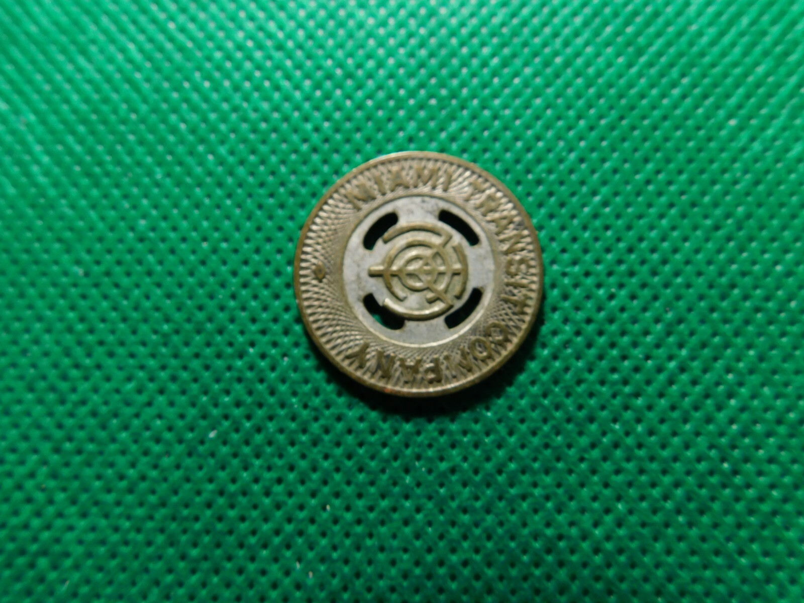 MIAMI TRANSIT COMPANY TRANSIT TOKEN! a902DXX