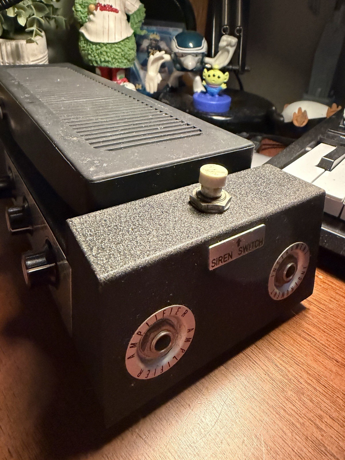 Vintage Jax Shen-Ei Wah Surf Pedal