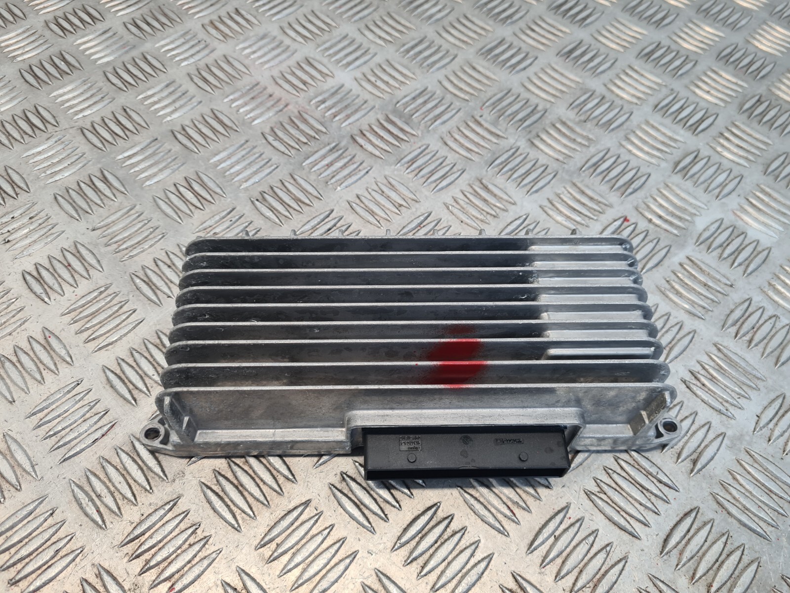 AUDI A5 8F CONVERTIBLE 2010 SOUND SYSTEM SPEAKER AMPLIFIER 8T0035223AH #0E