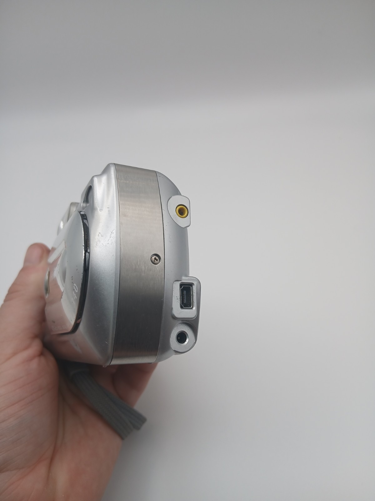 Fujifilm FinePix A340 Digital Camera Compact 3x Optical Zoom Working Camera
