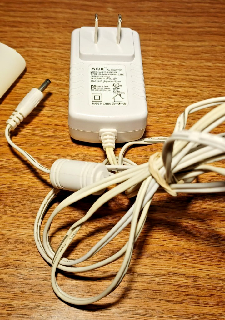 Psyclone PX 6502 Charge Station for Wii Rechargeable Batteries & Pad UNTESTED